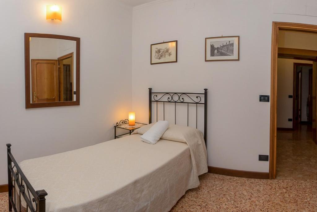 Casa San Giovanni E Paolo Венеция Экстерьер фото